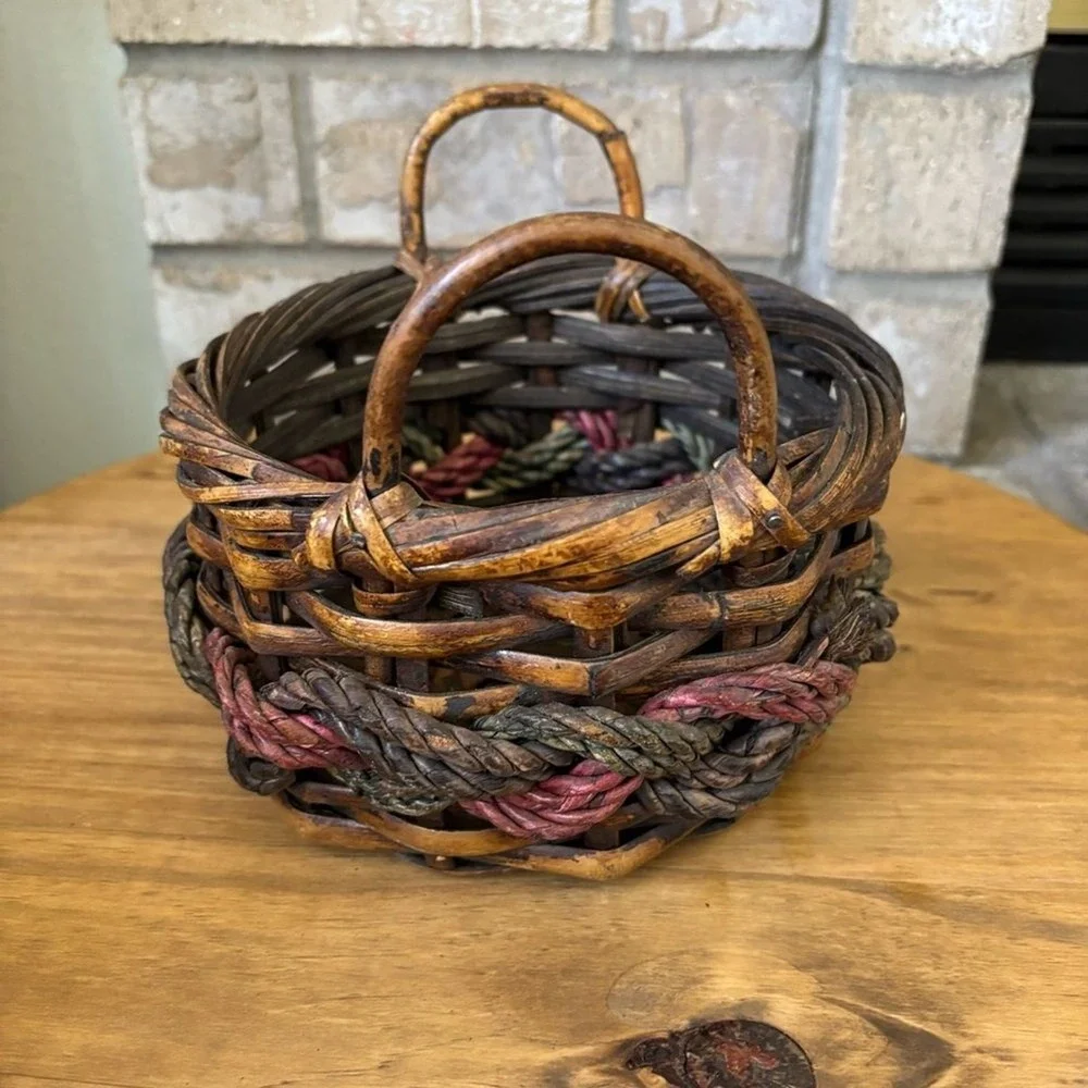 Vintage Round Small Basket Braided‎ Colored Accent Decor Rustic Cottagecore 7